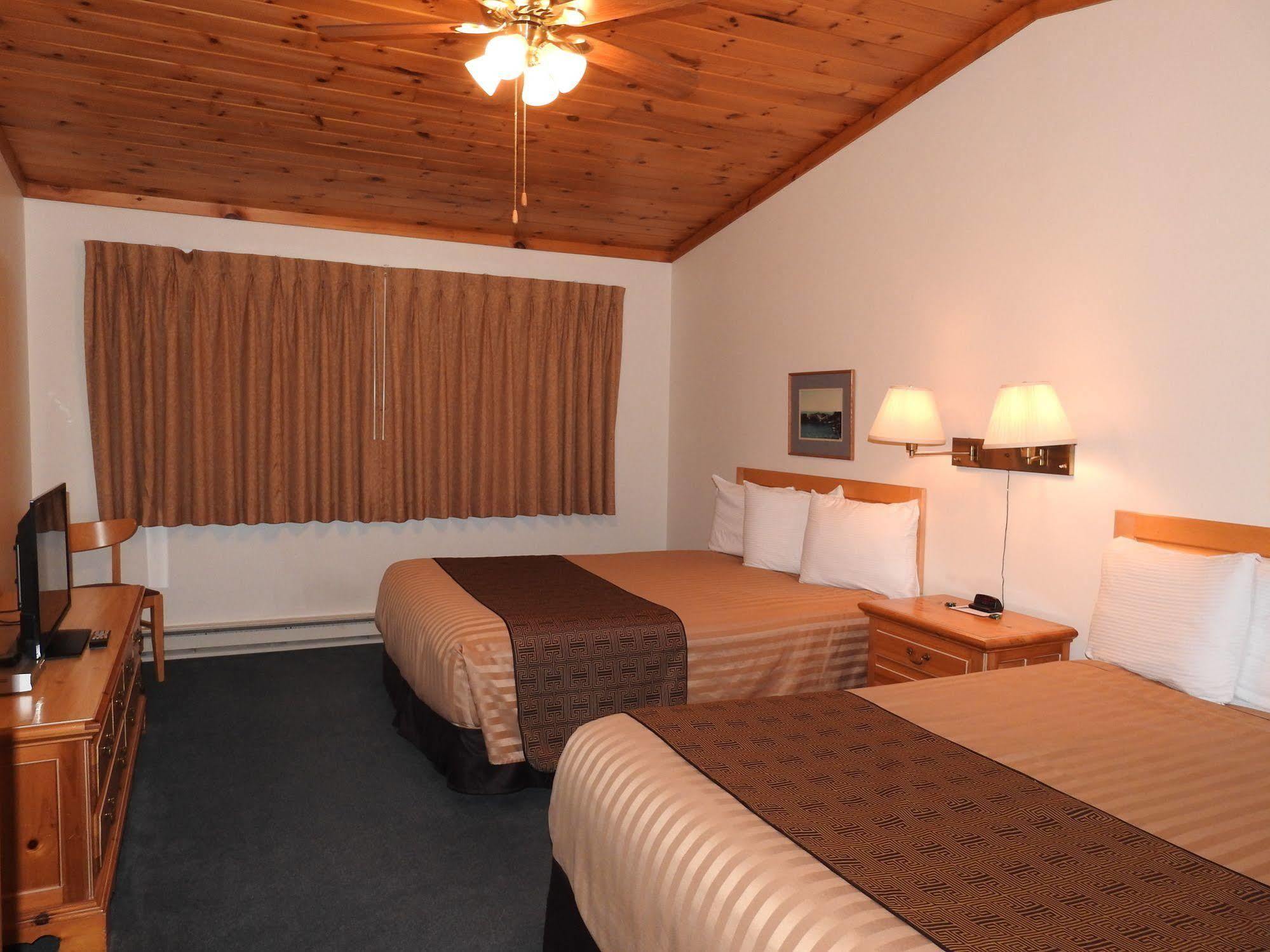 Superior Ridge Resort Motel Schroeder Exterior foto