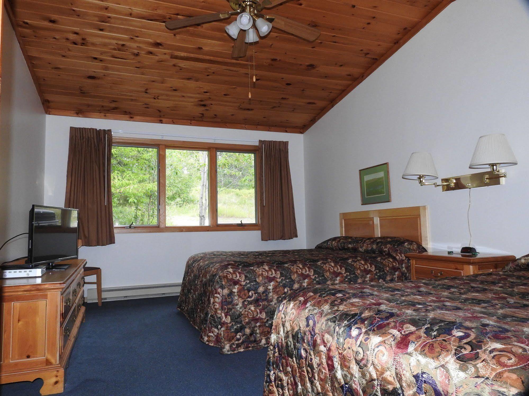 Superior Ridge Resort Motel Schroeder Exterior foto