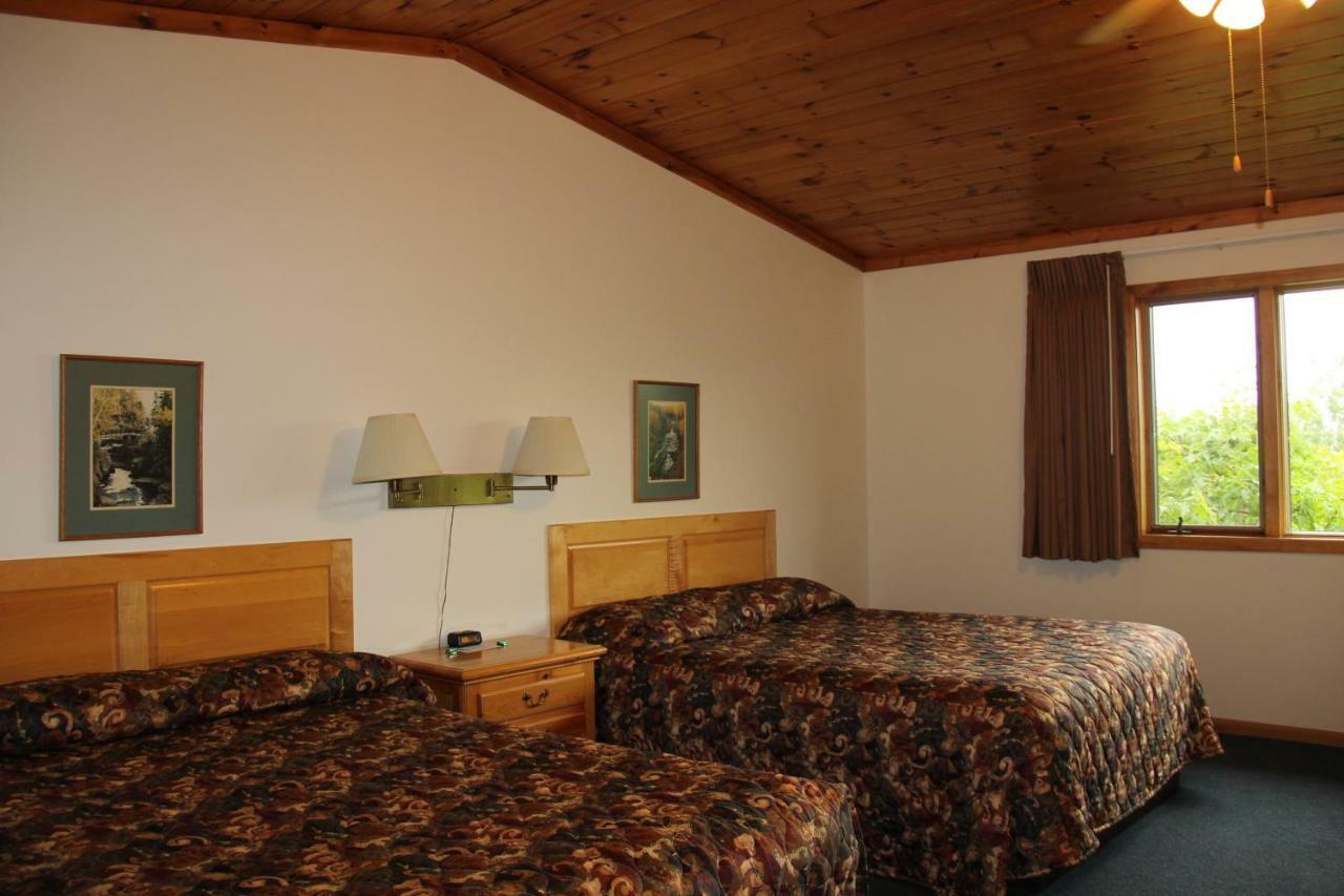 Superior Ridge Resort Motel Schroeder Exterior foto